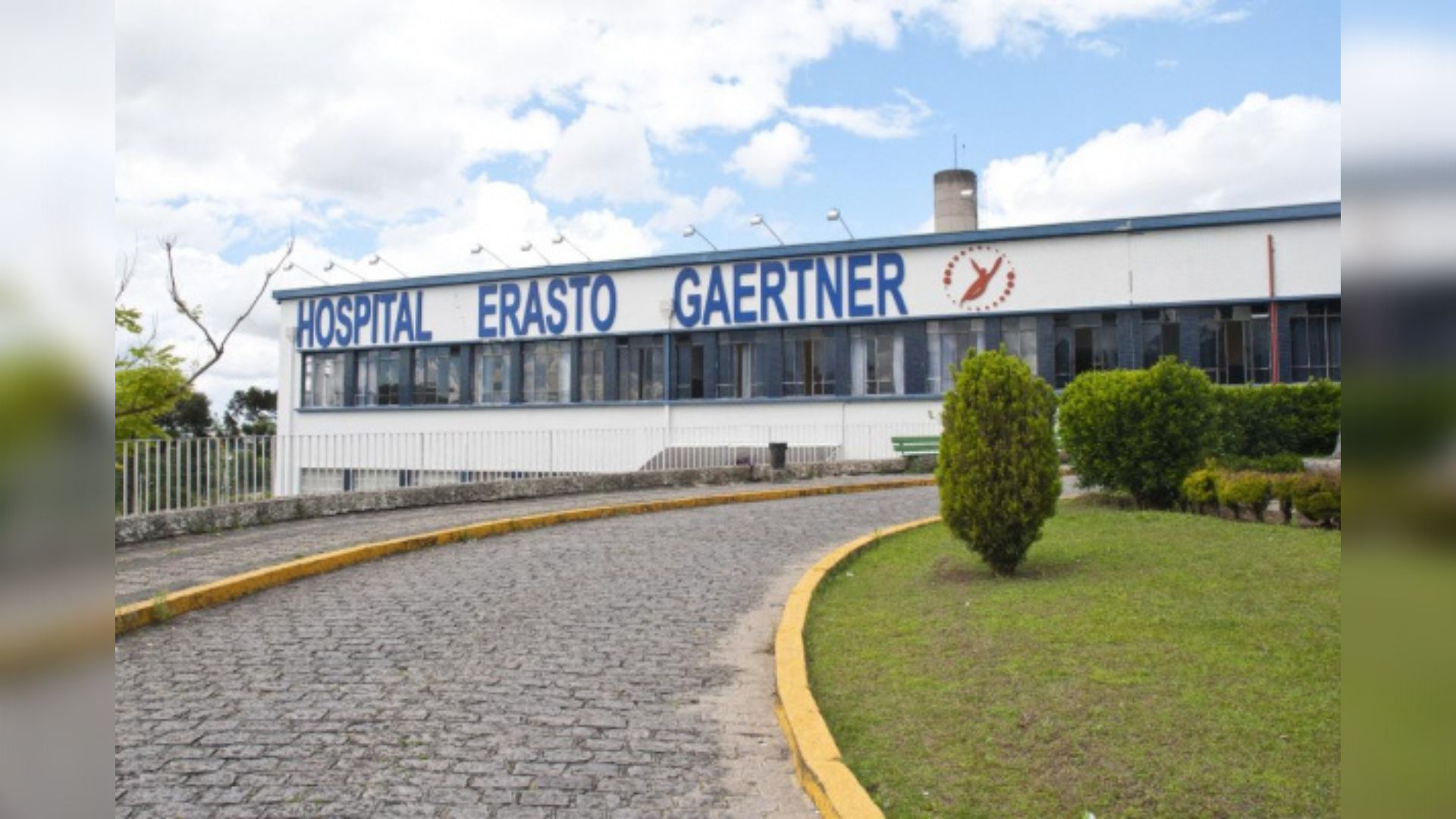 Hospital Erasto Gaertner Completa Anos