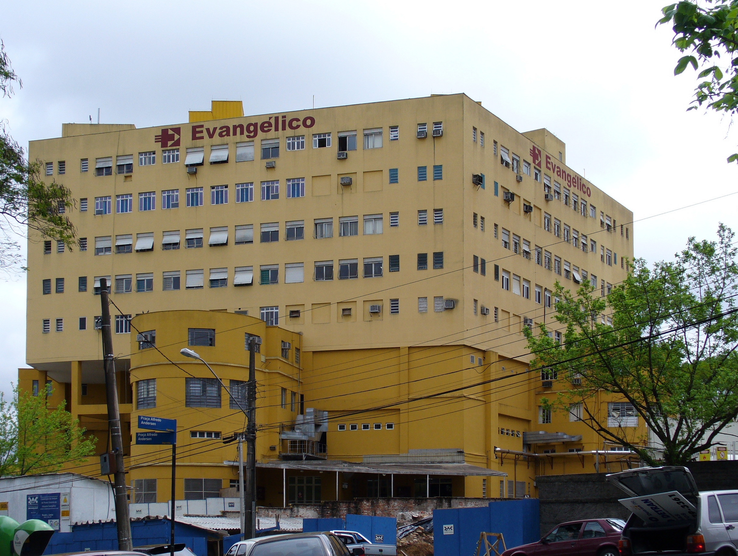 Hospital Evangélico vai manter atendimento pelo SUS em Curitiba