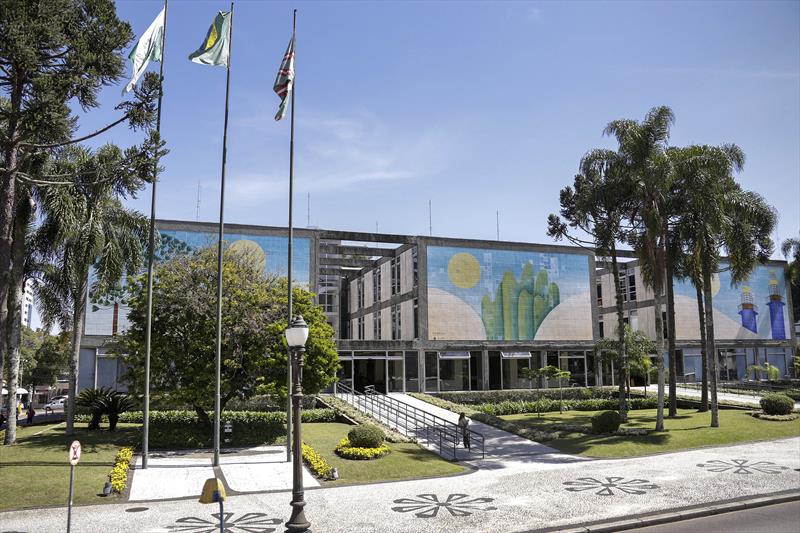  Projeto de lei quer limitar gastos públicos em Curitiba