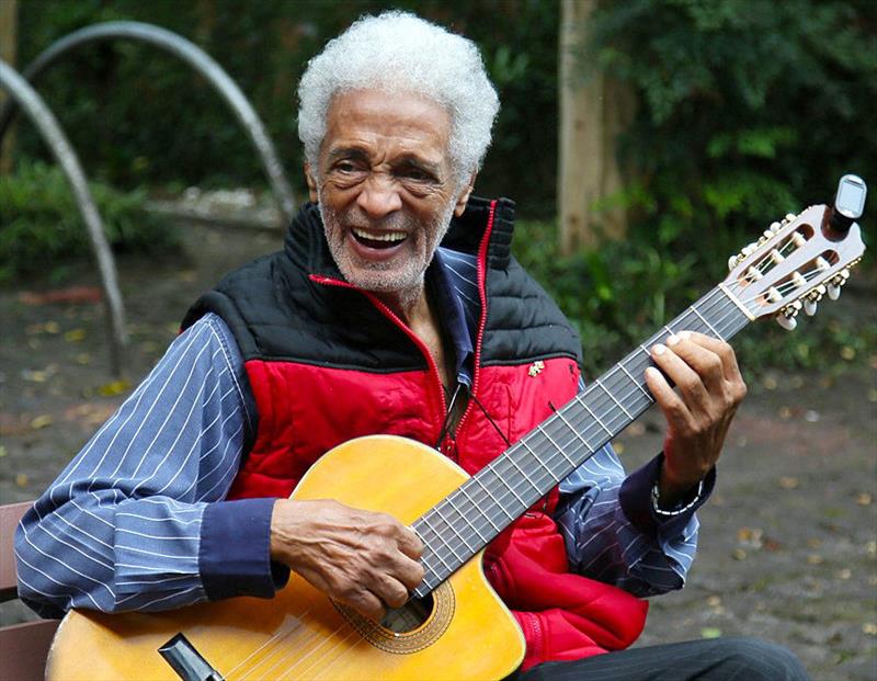  Morre aos 89 anos o músico paranaense Waltel Branco