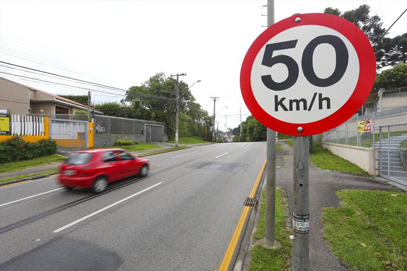 Multas por velocidade lideram infrações de trânsito em Curitiba