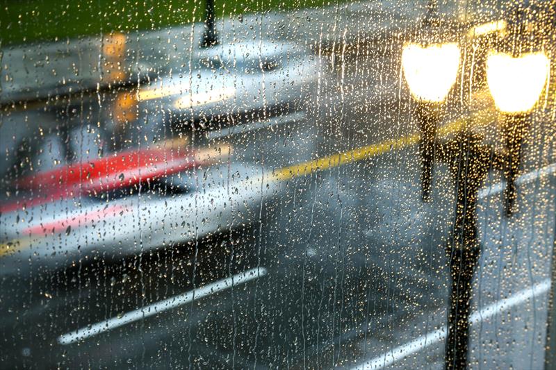  Vento e chuva forte deixam quase 60 mil pessoas sem luz nesta quarta (6)