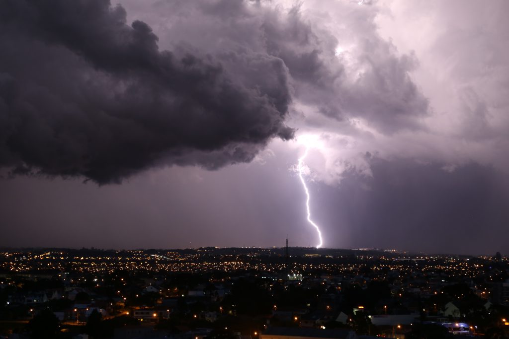 Alerta de tempestades para todo o Paraná