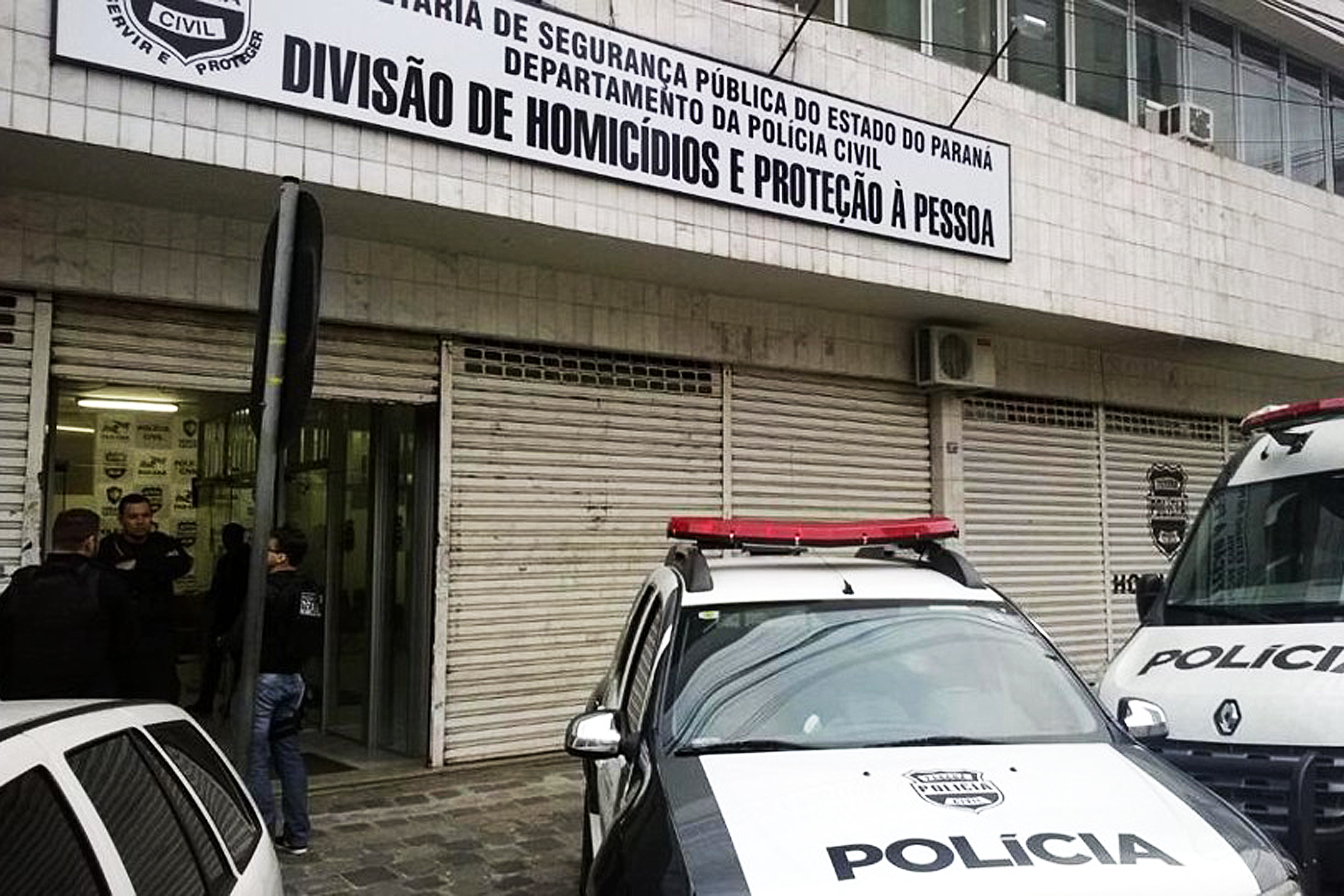  Polícia investiga morte de cabeleireiro em Curitiba