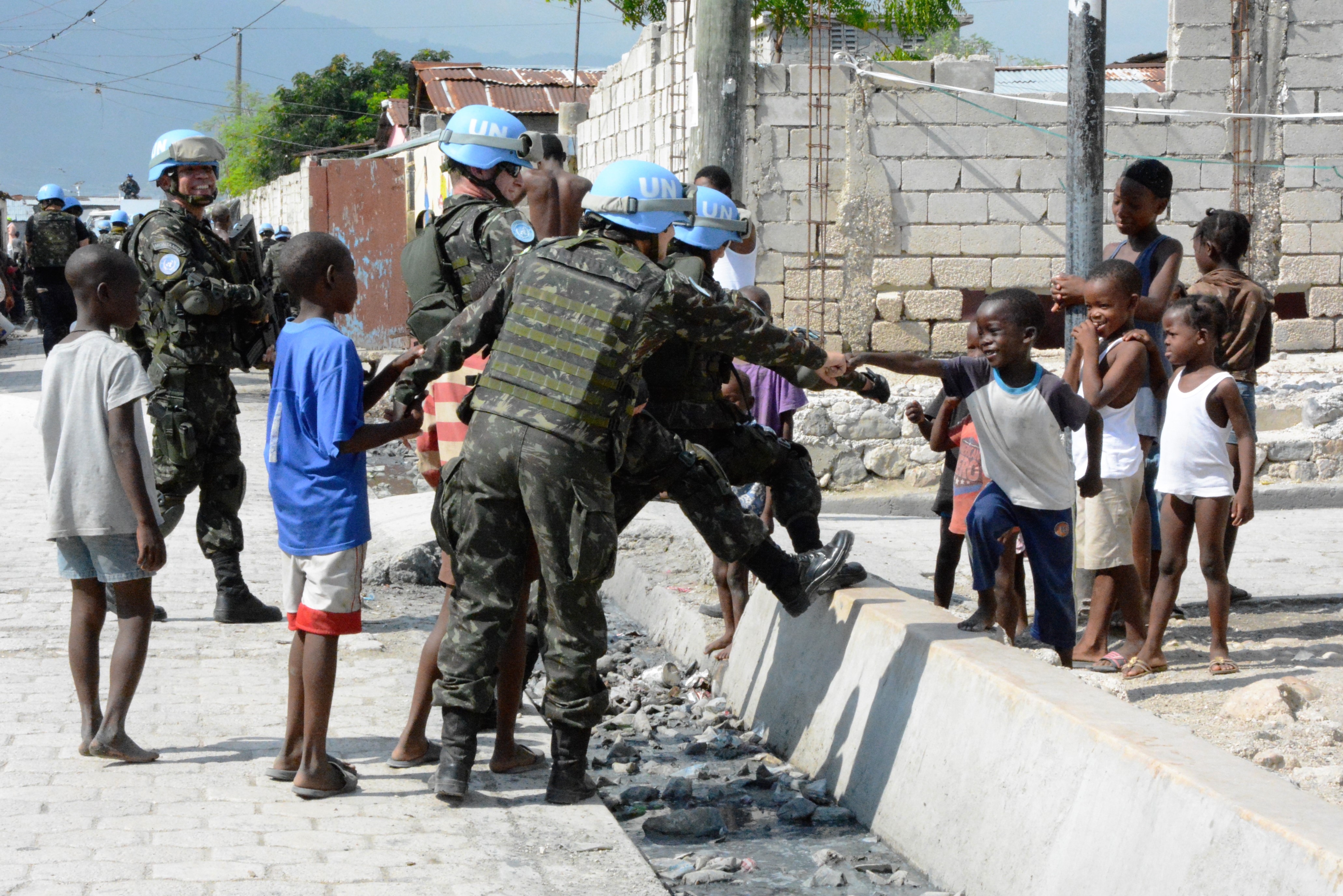  Brasil deixa o Haiti após 13 anos de missão de paz estabelecida pela ONU