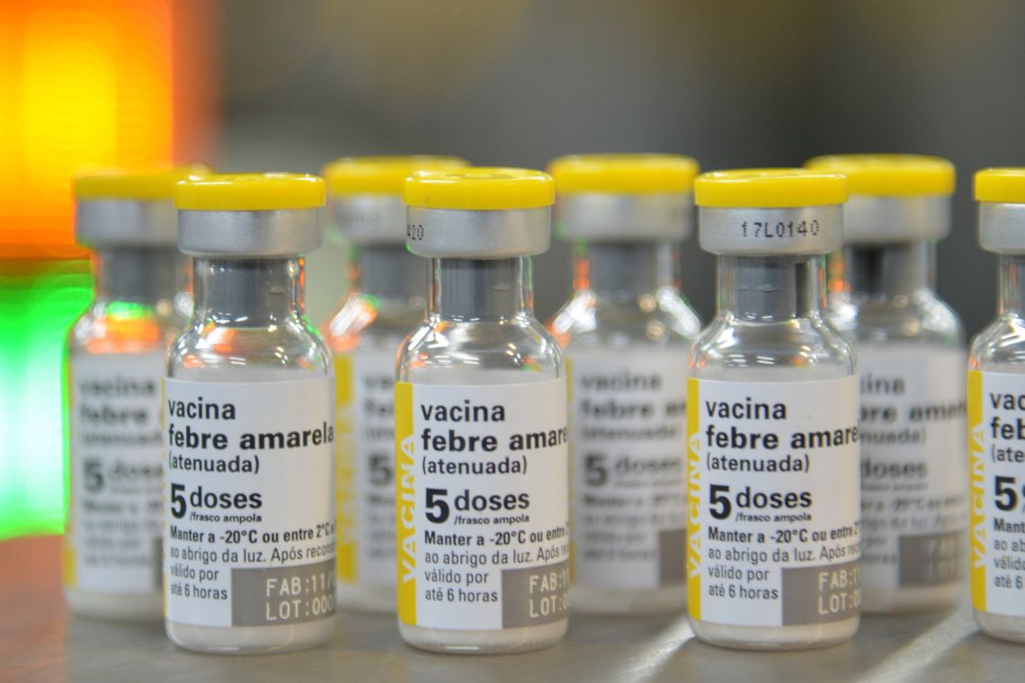  300 mil doses de vacina contra febre amarela já foram aplicadas no Paraná