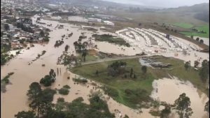 Chuva forte afeta aproximadamente 89 cidades de Santa Catarina, totalizando 27 mil pessoas prejudicadas