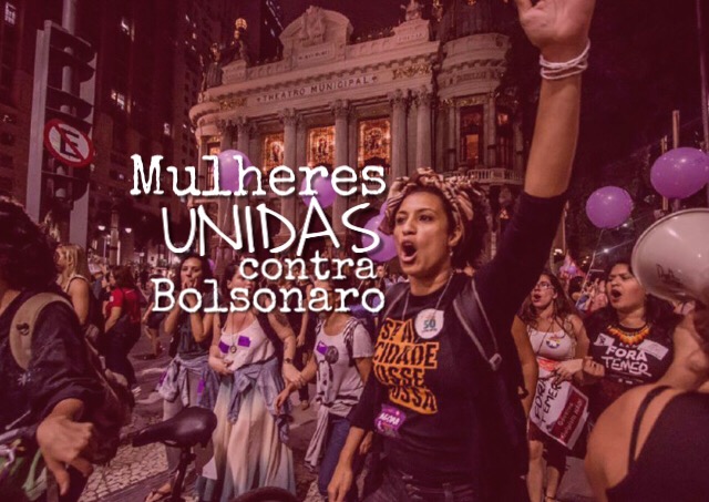  Manifestantes voltam às ruas em Curitiba contra Bolsonaro e pela democracia