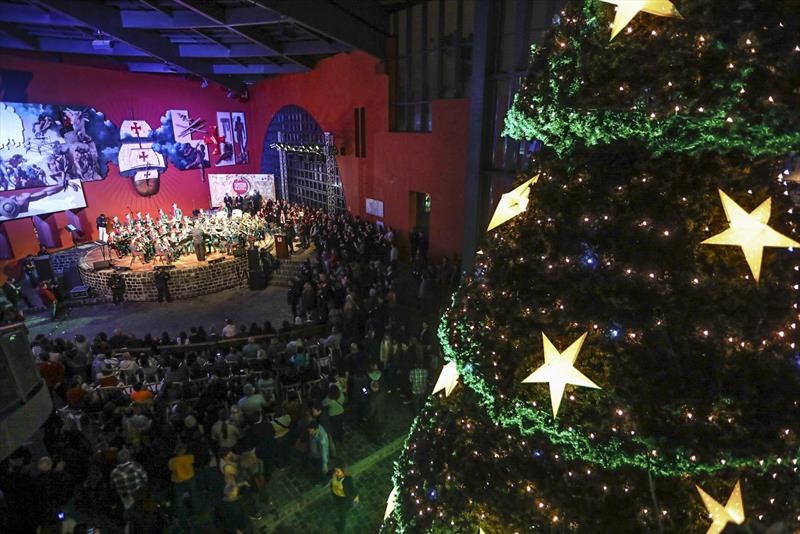  Prefeitura de Curitiba volta a investir em decoração de Natal