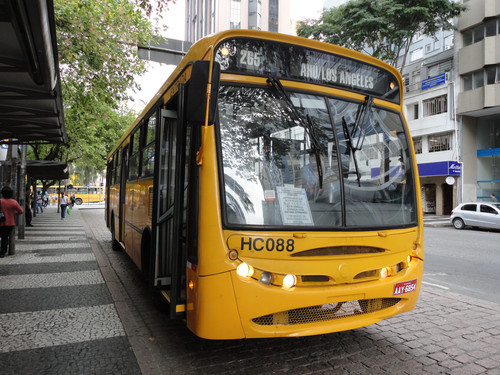  Lei que obriga instalação de câmeras em ônibus de Curitiba não é cumprida