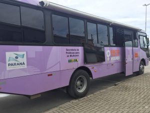Ônibus que faz atendimentos de atenção à violência contra as mulheres chega ao interior do Estado