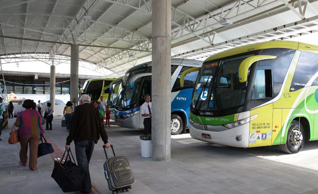  25 mil passageiros devem deixar Curitiba de ônibus durante o feriado