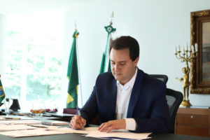 Candidatura de Ratinho Junior à reeleição será lançada no sábado
