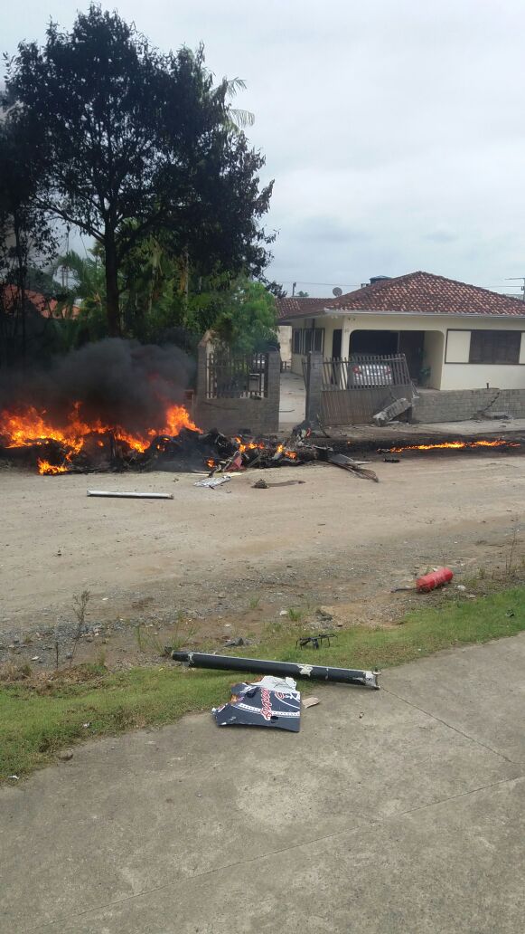  Três pessoas morrem e uma fica ferida na queda de um helicóptero em Joinville