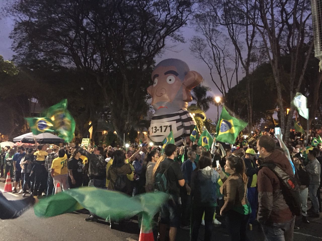  Boca Maldita e Justiça Federal foram pontos de comemoração de eleitores de Jair Bolsonaro