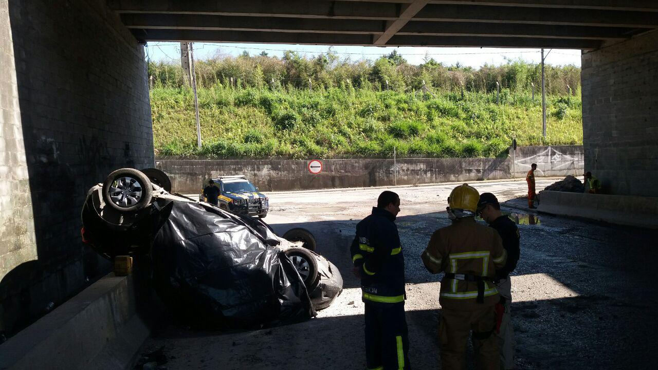  Motorista morre ao cair de viaduto na Rodovia do Xisto