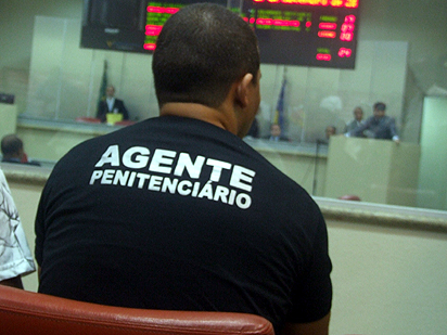  Ministério Público recomenda mudança na escala dos agentes penitenciários estaduais