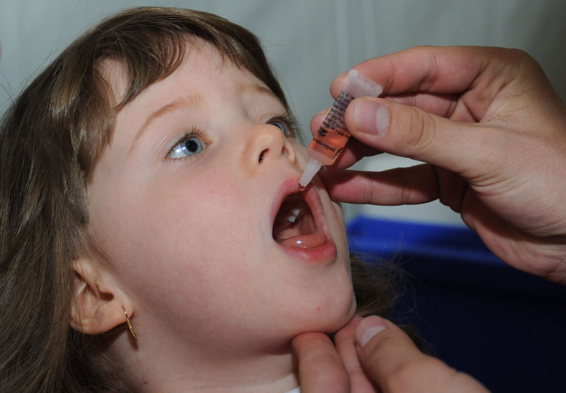 Vacinação contra a poliomielite não atinge nem metade do público-alvo