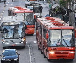  Ônibus de Curitiba passam a ser monitorados em tempo real