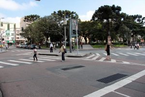 Prefeitura retira Calçadas Verdes no centro da cidade