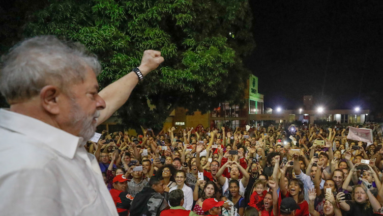 ltimas not cias Lula encerra caravana pelo Sul do Brasil com