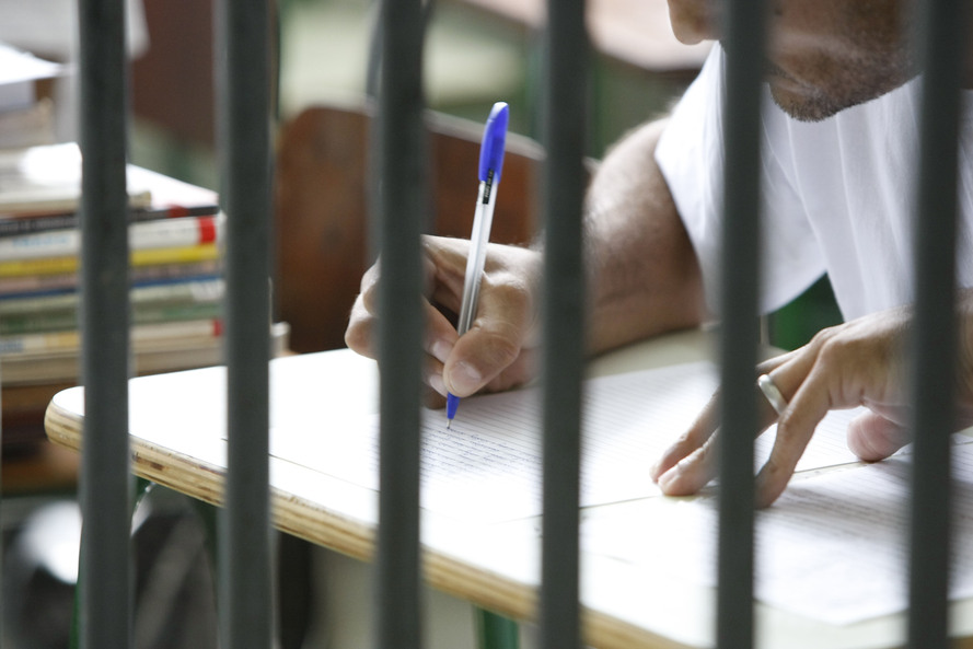  Cursos de formação profissional vão ser oferecidos a detentos no Paraná