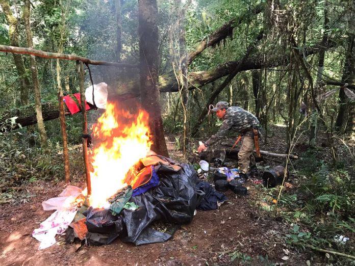  Acampamentos de caçadores são destruídos pela Polícia Federal no Parque Nacional do Iguaçu