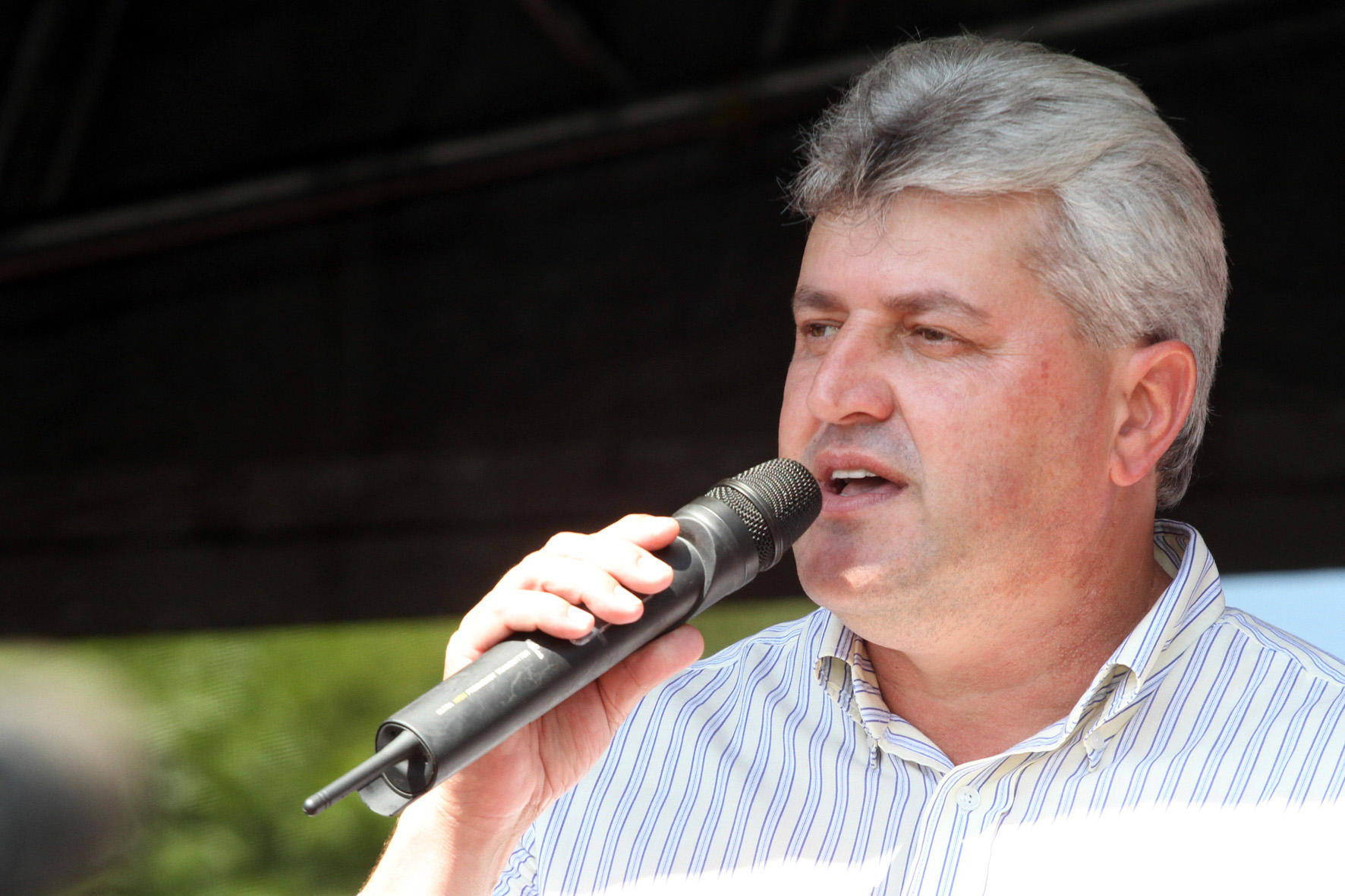  Ex-prefeito de Corbélia é condenado por viagem a Europa custeada pela prefeitura