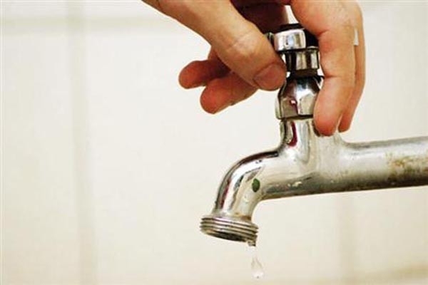  Moradores da RMC devem ficar sem água nesta terça-feira