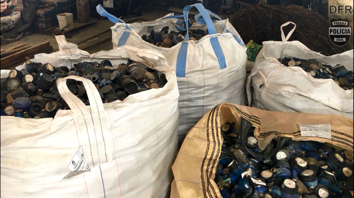  Polícia recupera quatro toneladas de hidrômetros furtados