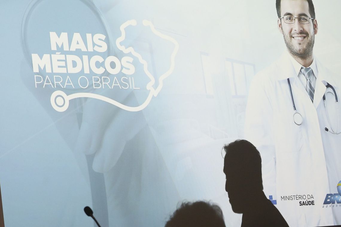  Novo edital do Mais Médicos prevê 99 vagas em 55 cidades do Paraná