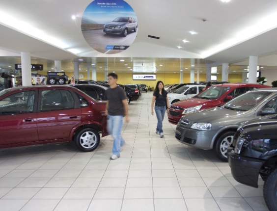 A queda nas vendas de carros novos deve se refletir no Paraná