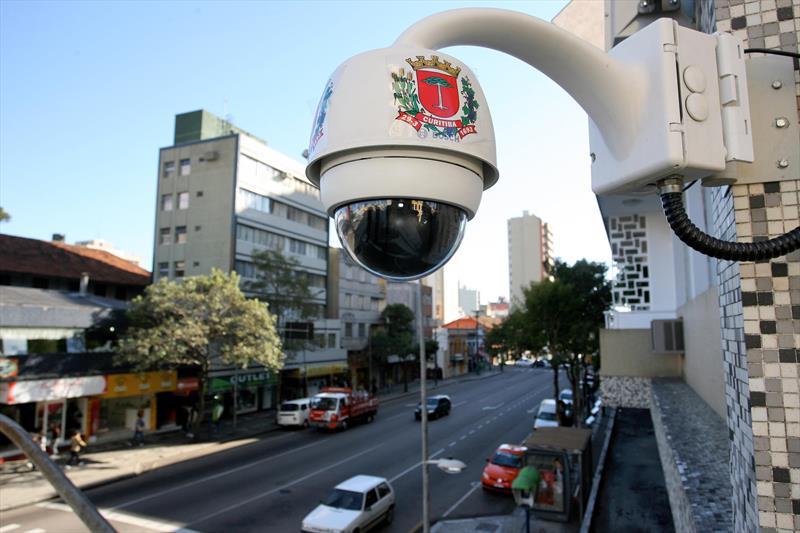  Com “Muralha Digital”, Curitiba deve ser cercada por câmeras até novembro