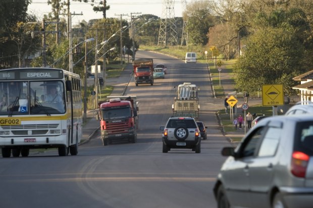  Rua Nicola Pelanda causa problemas aos moradores do Umbará