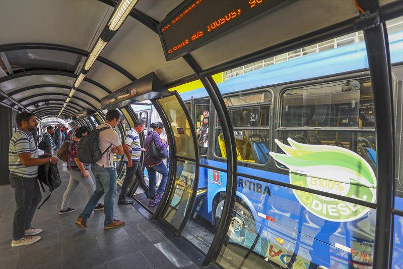  Número de passageiros do transporte coletivo em Curitiba fica estável