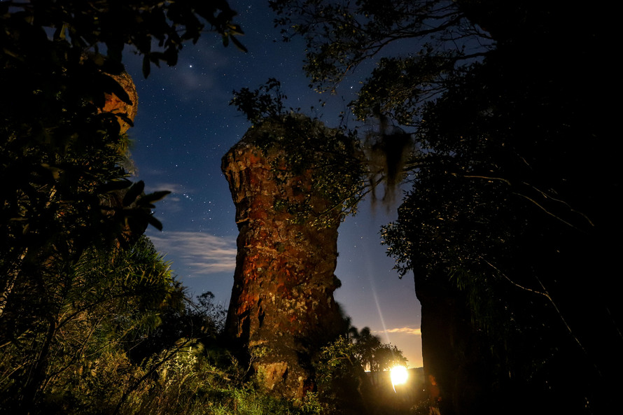  Caminhadas noturnas e trilhas marcam o mês de abril no Parque de Vila Velha, em Ponta Grossa