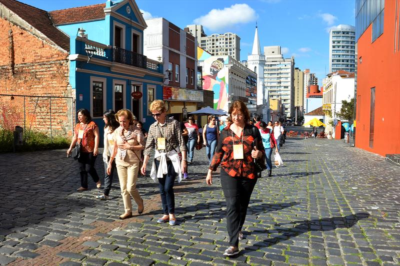  “Na Trilha do Sagrado” – passeio com guias vai revelar curiosidades sobre o Centro Histórico de Curitiba