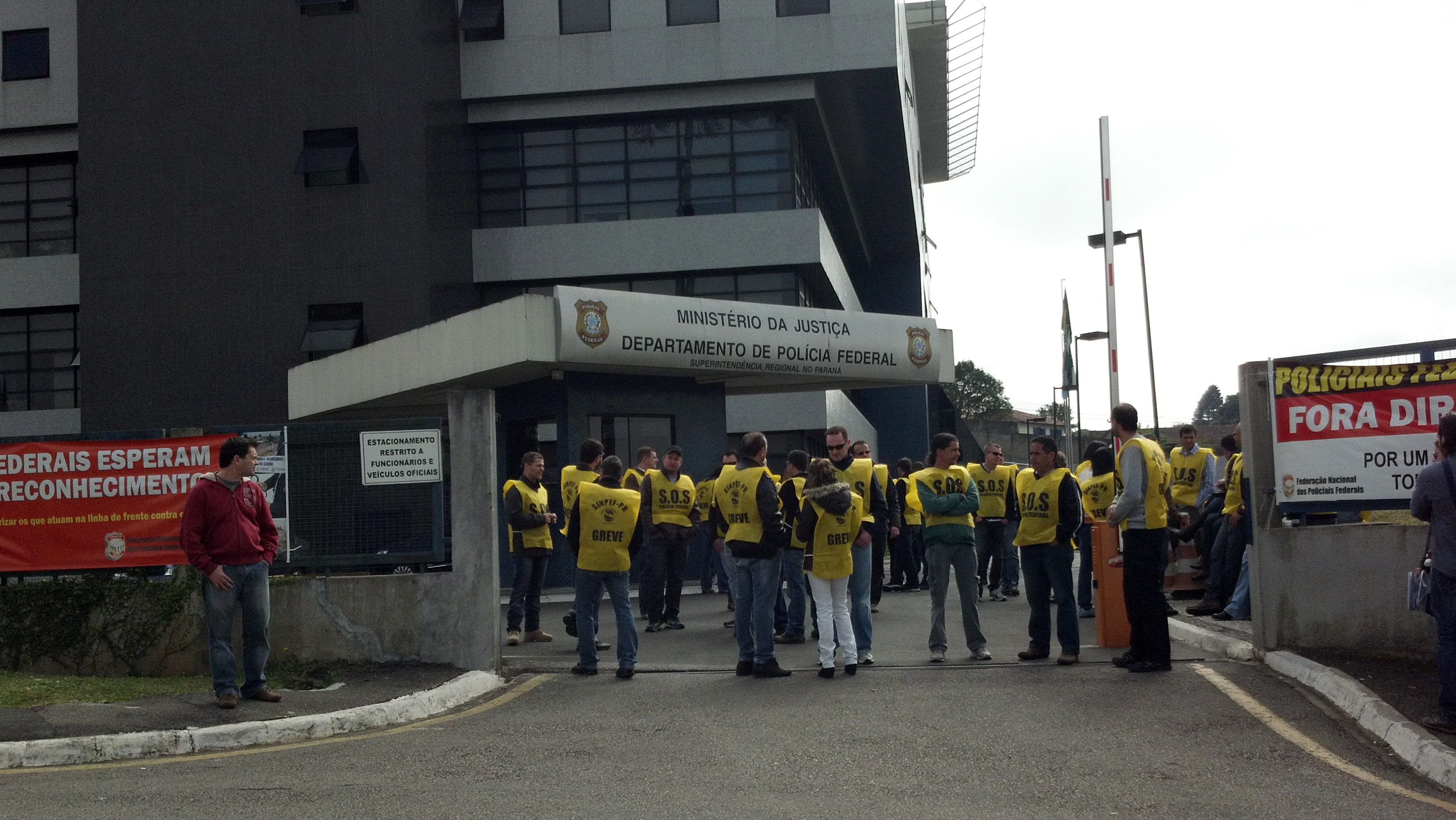  Greve da PF entra no segundo dia e paralisa serviços