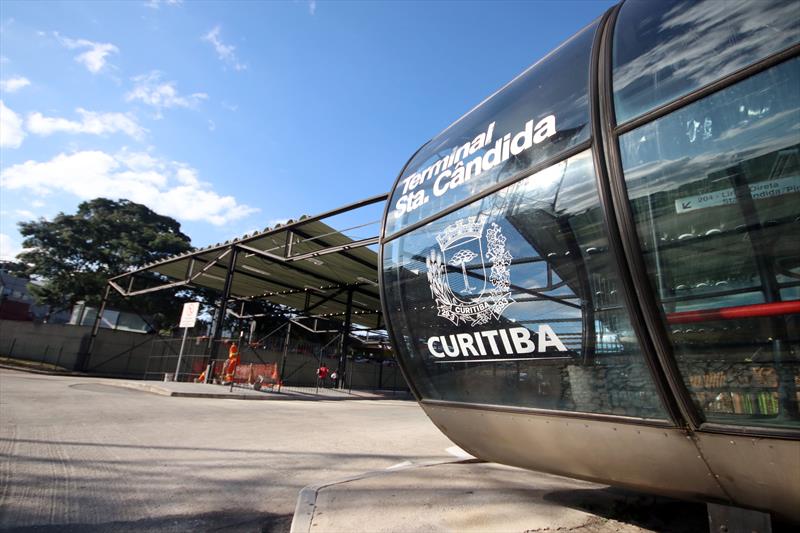  Pinheirinho-Santa Cândida deixa de passar no Terminal do Santa Cândida