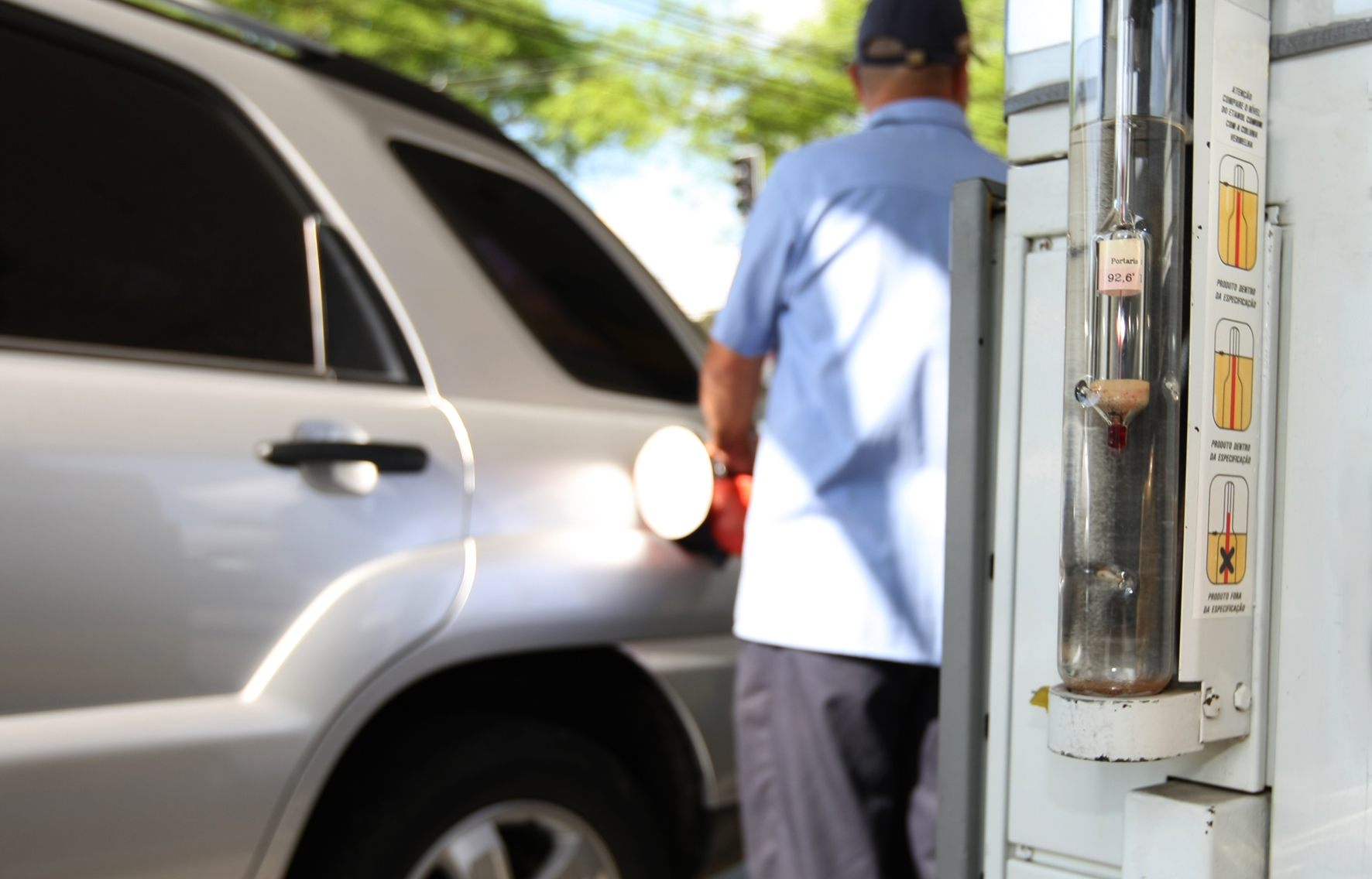  Procon notifica cento e noventa postos de combustíveis suspeitos de irregularidades