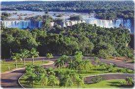  Táxis e carros de empresas de turismo são liberados para circular no Parque Nacional do Iguaçu