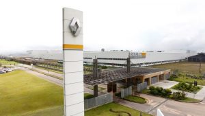 Com investimento milionário e ajuda do Governo, Renault amplia fábrica na RMC
