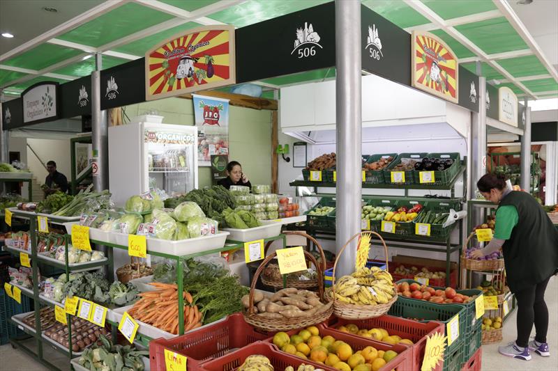  Setor de orgânicos do Mercado Municipal de Curitiba completa 10 anos