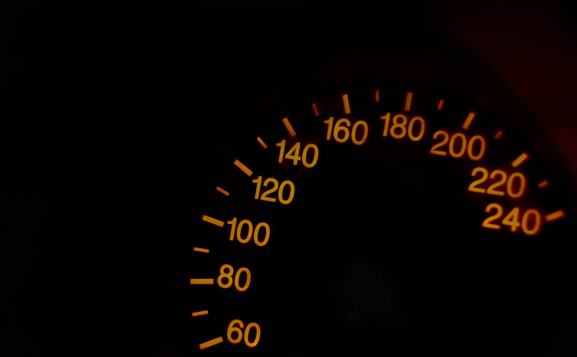  Excesso de velocidade lidera número de multas no paraná
