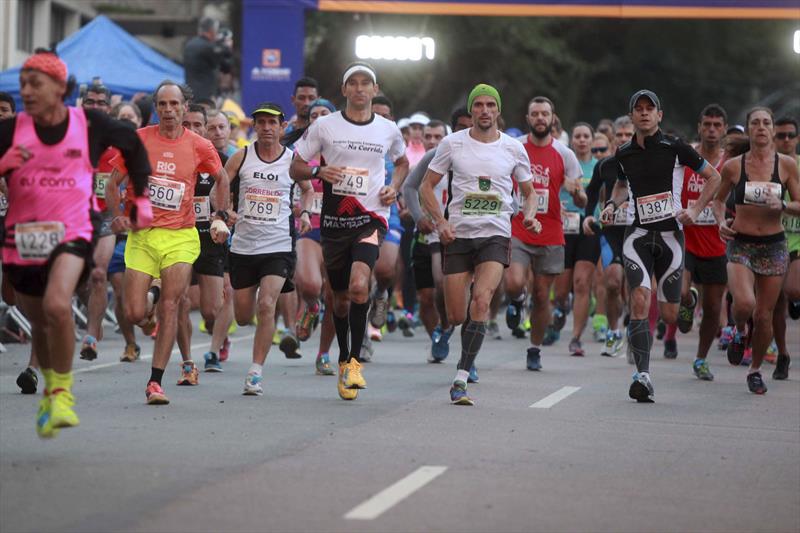  Ruas de Curitiba serão afetadas por Meia Maratona no domingo