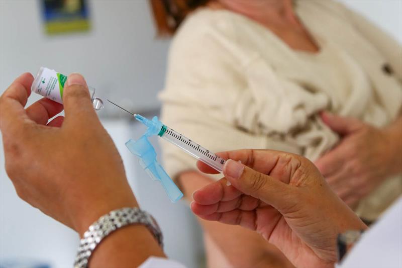  Fornecimento de vacina pentavalente deve normalizar somente em novembro