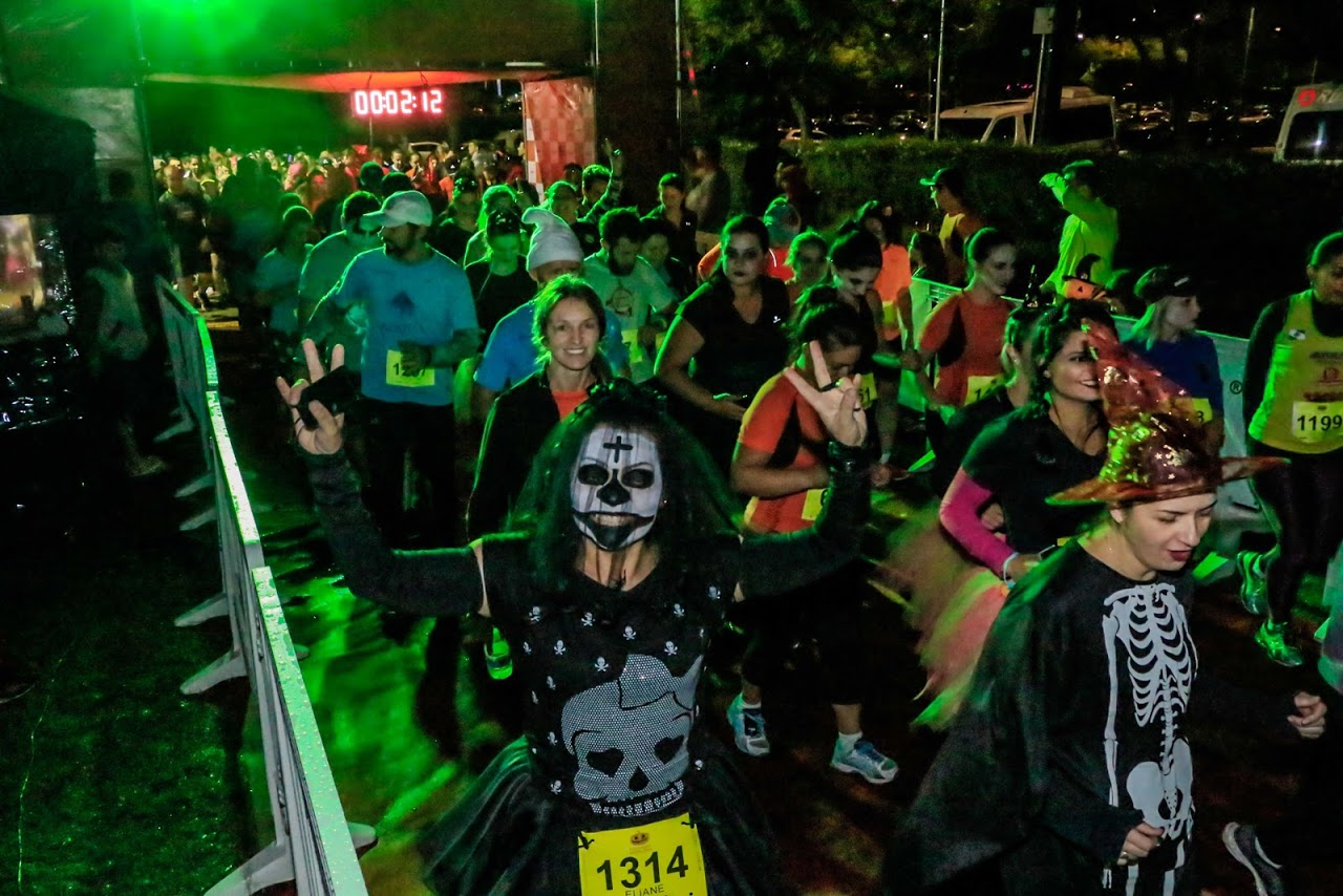  Halloween Night Run acontece neste sábado (26) no Parque Barigui