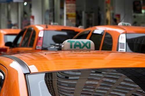  Taxa para taxistas e transportadores escolares pode ser isenta