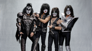 Kiss se apresenta em Curitiba durante turnê de despedida em maio de 2020
