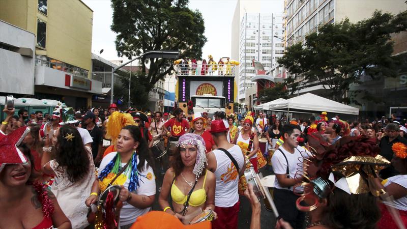 Cuidados com a dengue devem ser redobrados  no carnaval